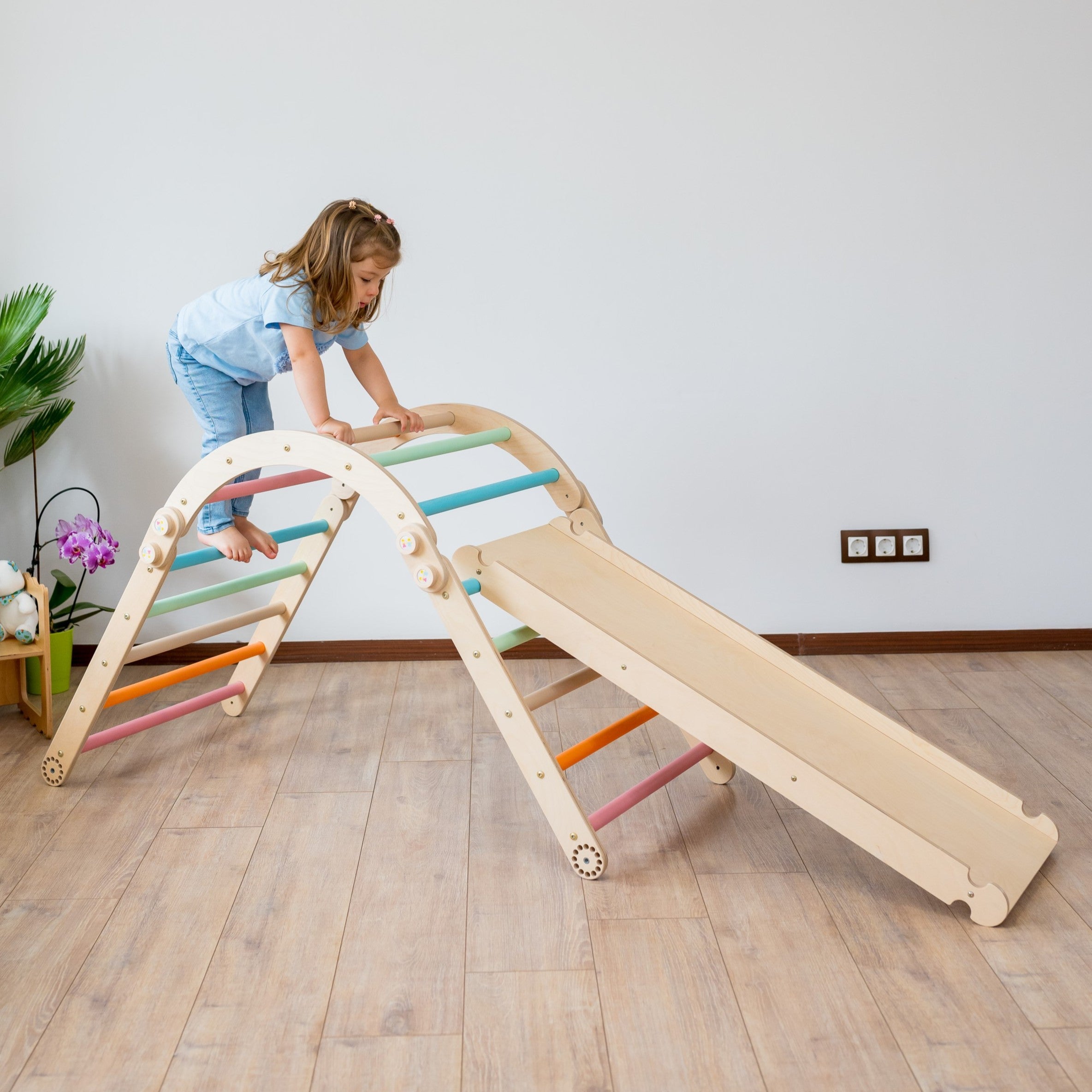 103_Set d’escalade Montessori 3-en-1 : triangle de Pikler + arche d’escalade + rampe double face