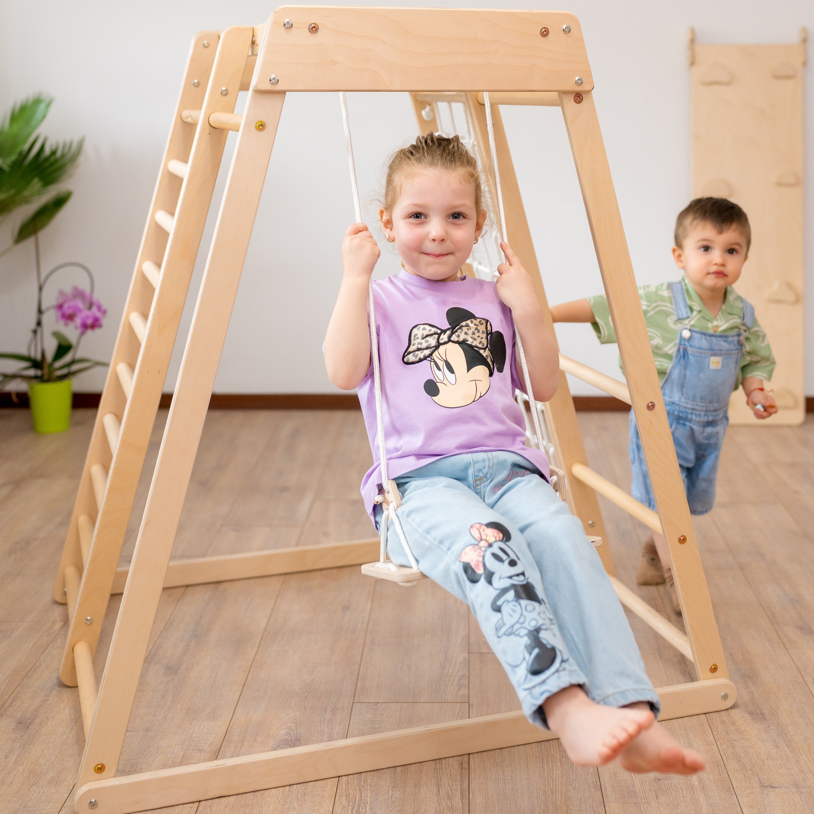 131_Balançoire en bois pour enfants – modèle classique “Magic”