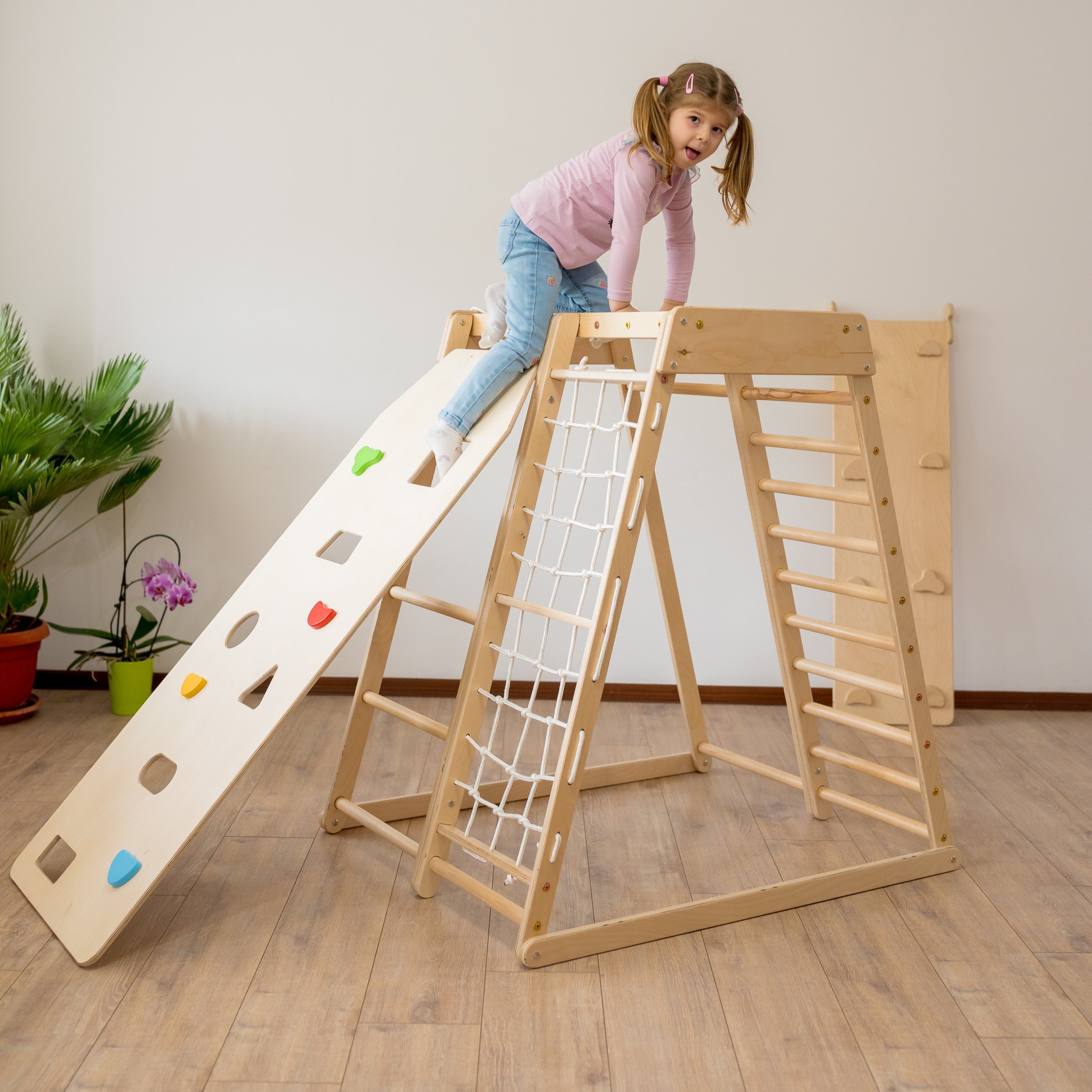 129_Rampe d’escalade en bois (accessoire motricité)