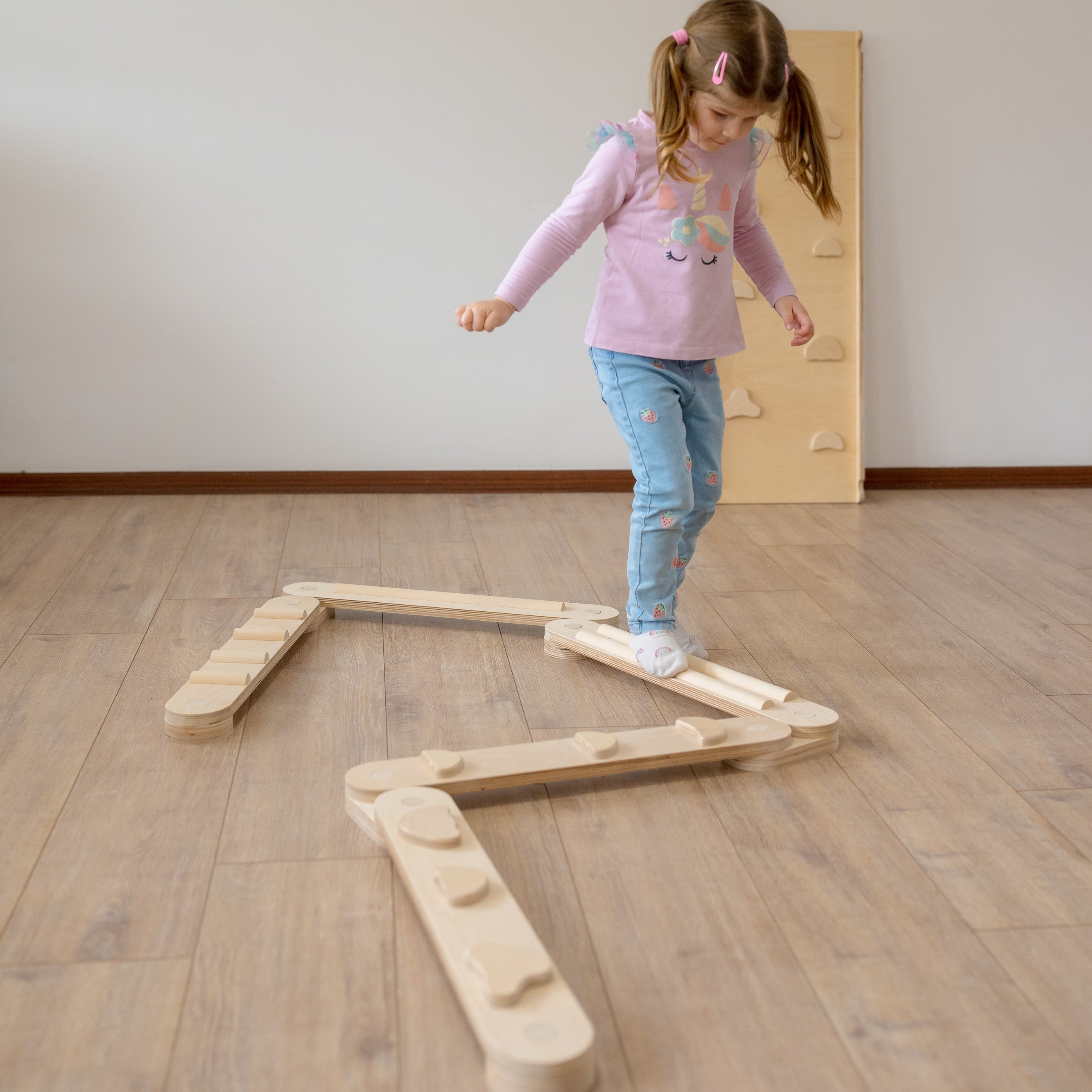 128_Parcours d’équilibre en bois Wooden Magic (kit)