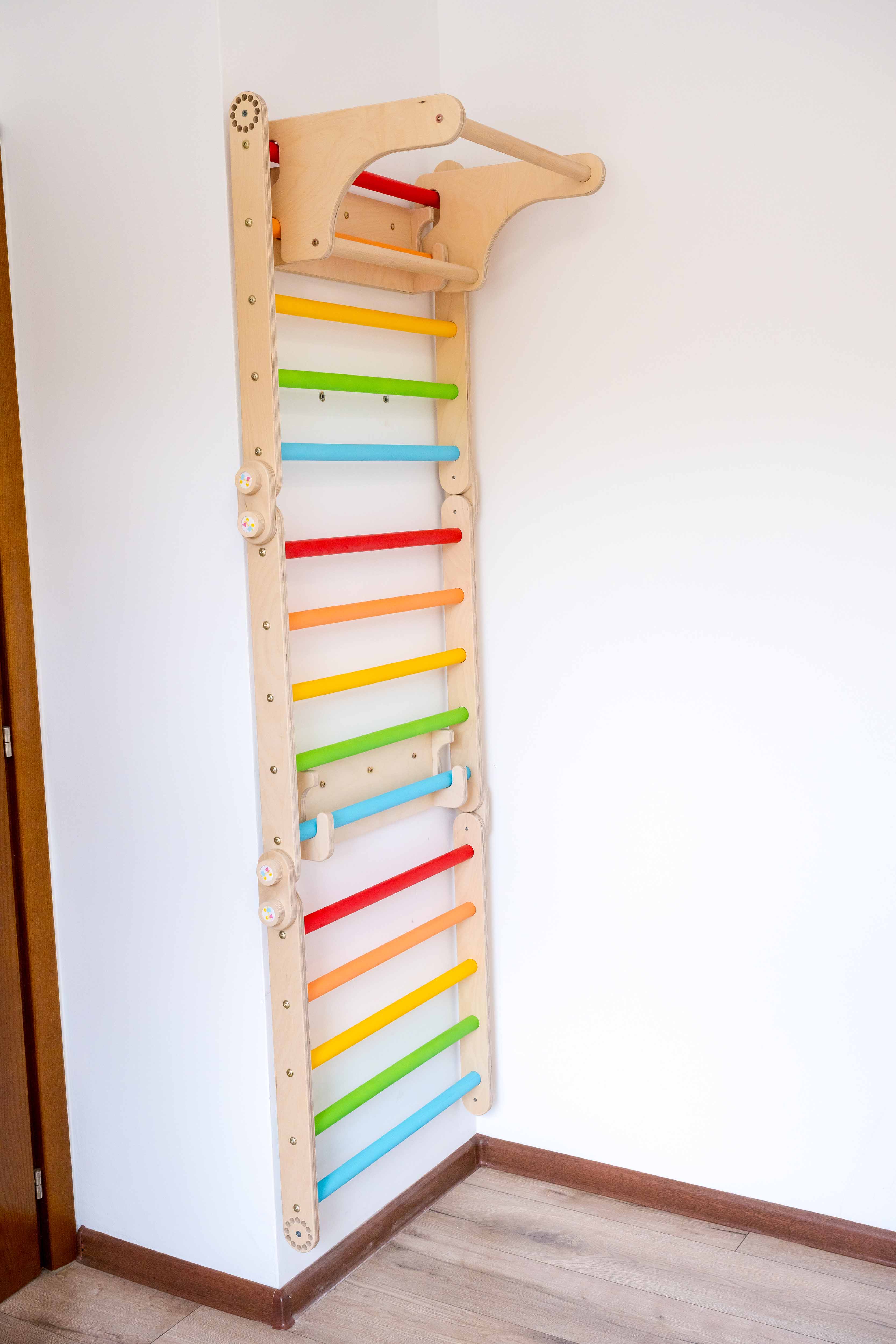 137_Mur suédois de motricité pour enfants – modèle de base